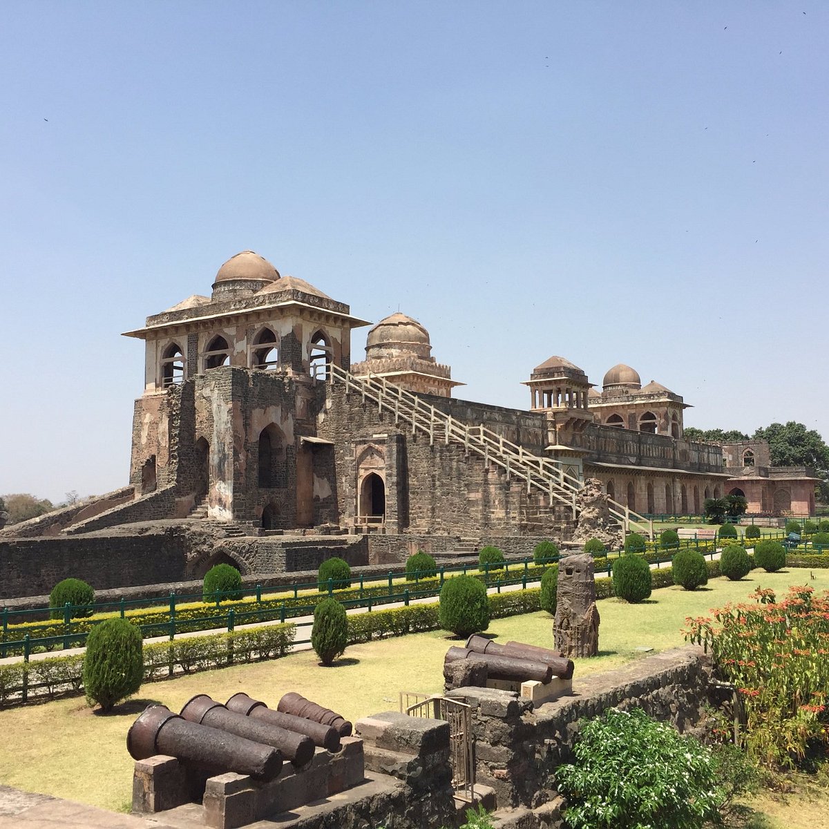 Ujjain to Mandu (Mandav) - Slide 1